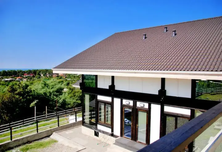 Лдзаа: Lastochka Hotel