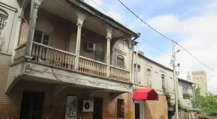 Тбилиси: Pomegranate Hostel