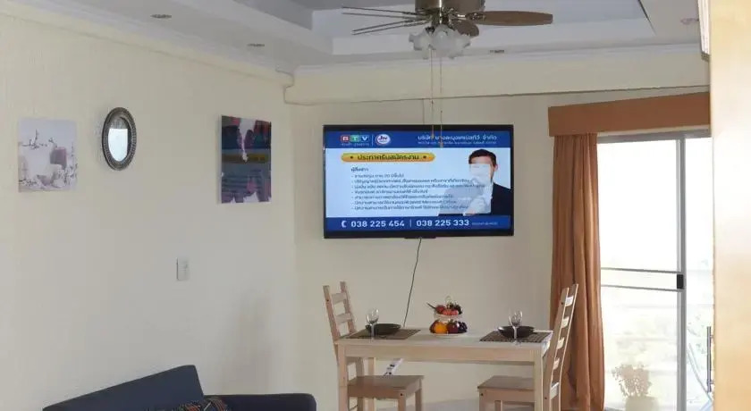 Паттайя: Rimhad Jomtien Beach Condo