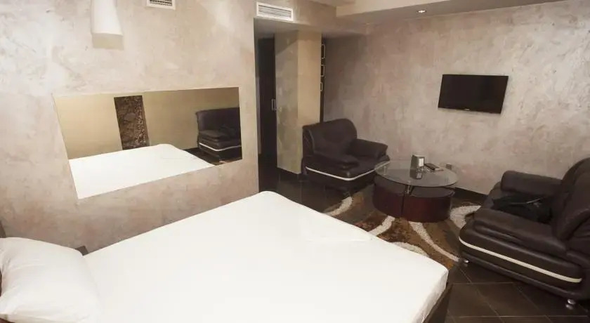 Ереван: XY Hotel