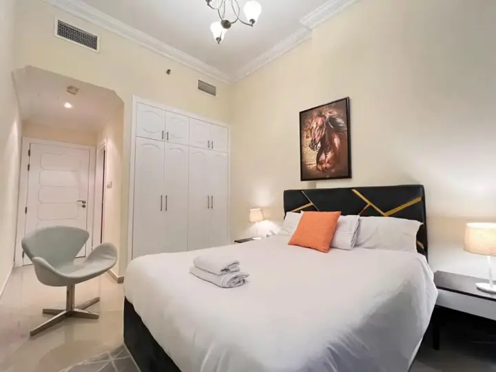 Дубай: Nirvana Holiday Homes -Dream Tower 1, Dubai Marina
