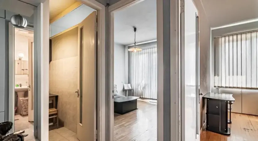 Тбилиси: Hotel Dayroom Uznadze St.#2