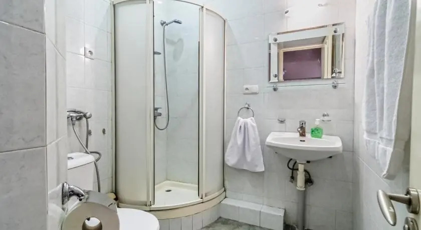 Тбилиси: Hotel Dayroom Uznadze St.#2