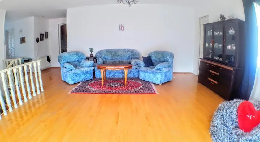 Тбилиси: Vacation House Rustaveli