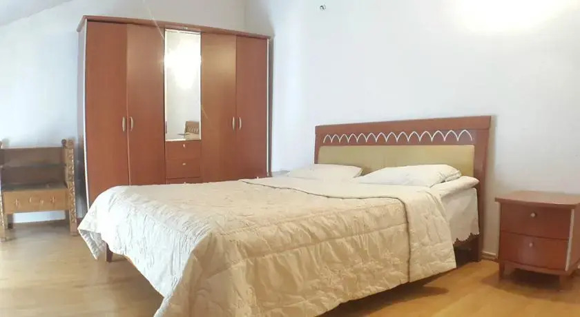 Тбилиси: Vacation House Rustaveli