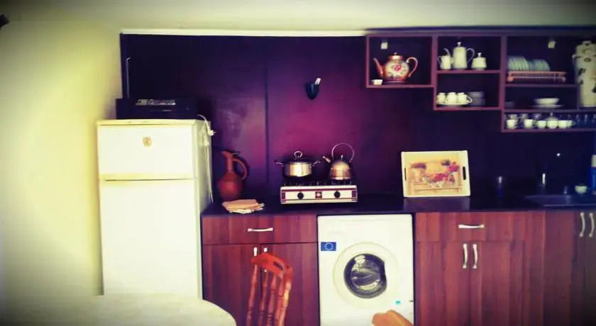 Кобулети: Amirans House on the Sea