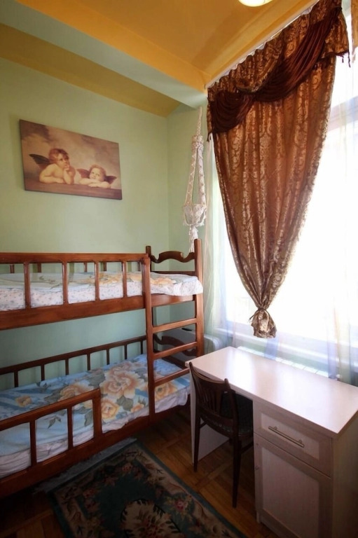 Cosy newly renovated apartment in the very center of Yerevan — фото 5