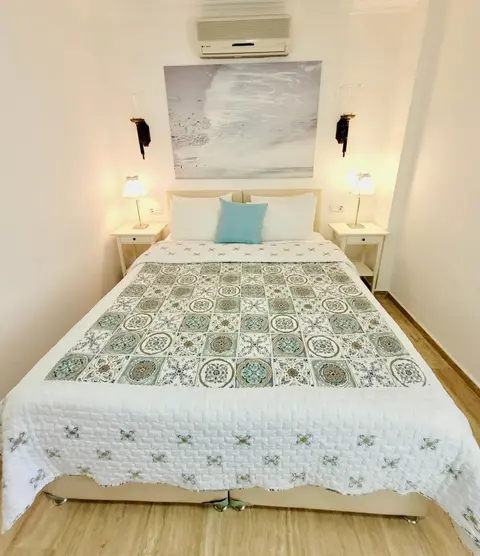 Дальян: Berg Hotel