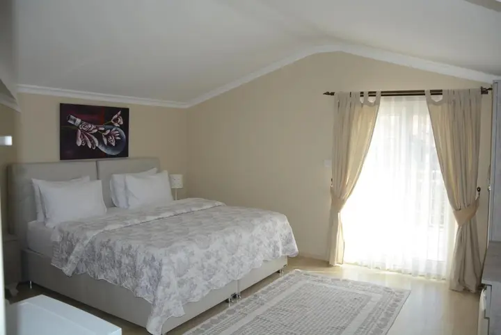 Дальян: Berg Hotel