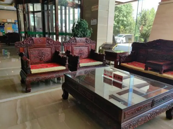 Вэйнань: Hancheng International Hotel