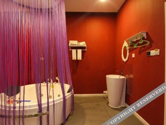 Суцянь: PAI Hotel·Suqian Shuyang  Three Horses Plaza Swan Lake