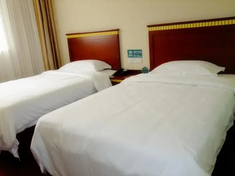 Наньчан: GreenTree Inn Jiangxi Nanchang Donghu District Bayi Square Dieshan Road Express Hotel