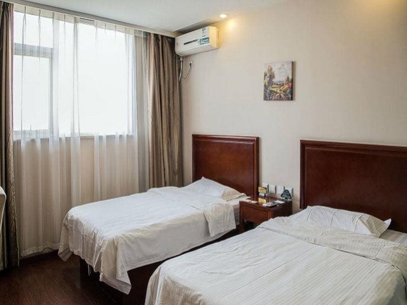 Пекин: GreenTree Inn Beijing Chaoyang District Xizhihe Coking Plant Subway Station Express Hotel