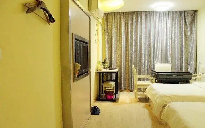 Цзюцзян: Qicai Express Hotel