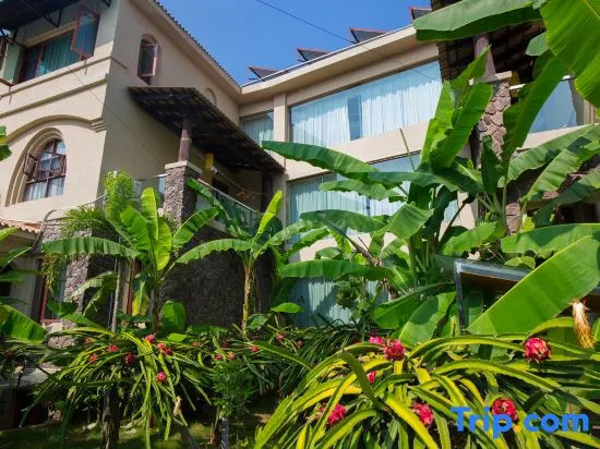 Цзинхун: Xishuangbanna Lanzhu Villa Hotel