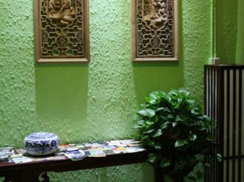 Дунъян: Rongyi Hengdian Hostelling International