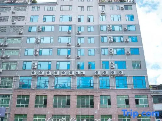 Лиши: Fuhua Hotel