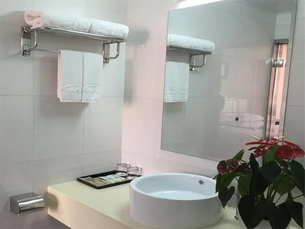 Далянь: RYM Hotel Dalian Renmin Road