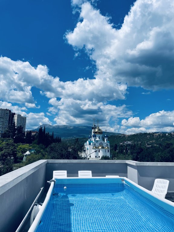 Алушта: Гостевой дом Виноград