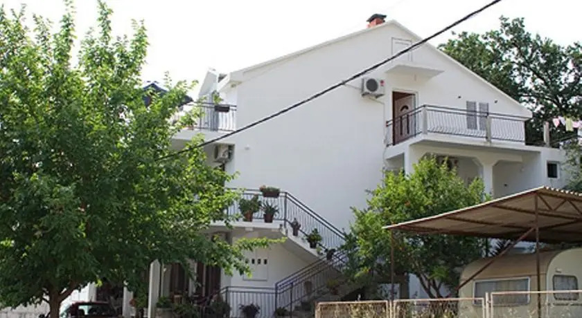 Будва: Apartments Marić