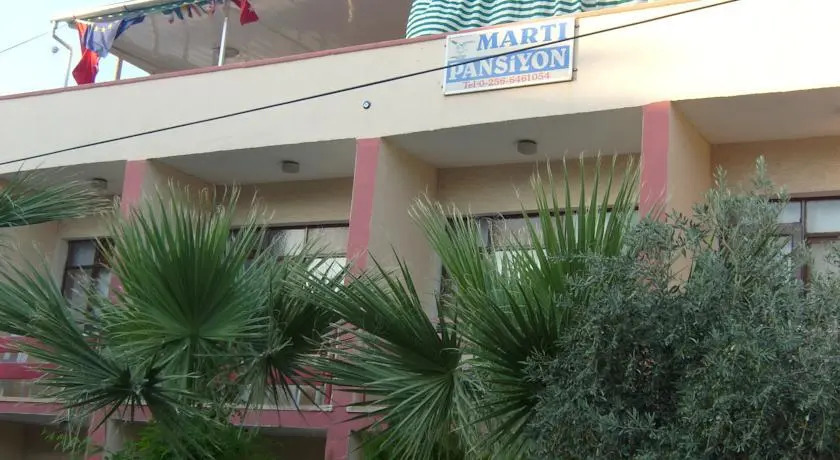 Гюзельчамлы: Marti Pansiyon