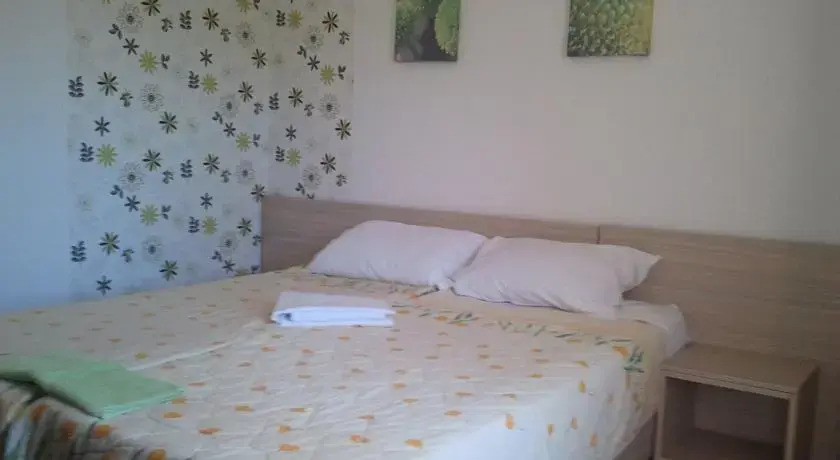 Радовичи: Apartmani Strahinja