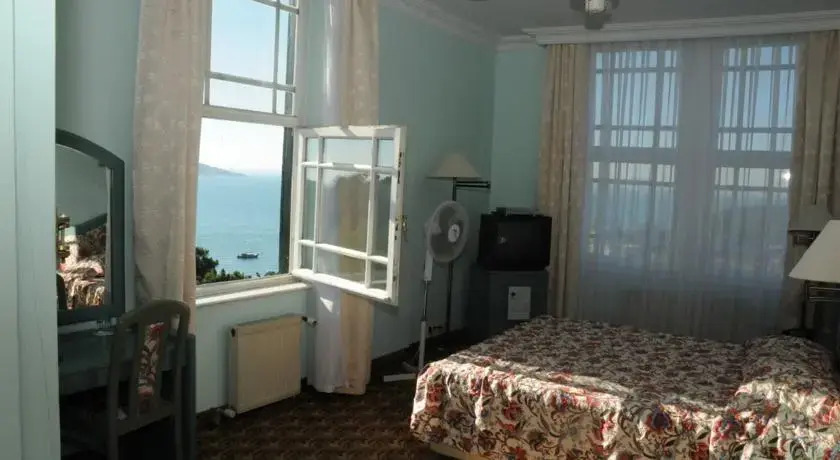 Хейбелиада: Merit Halki Palace Hotel