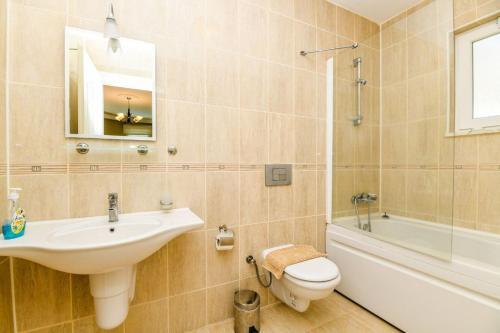 Даламан: Lakestone Villa