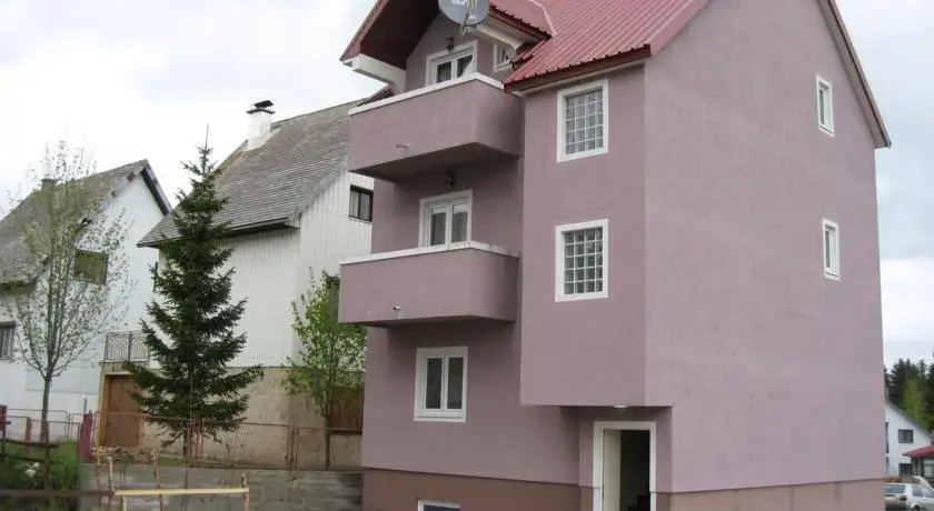 Жабляк: Apartments Popović