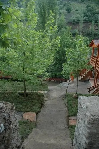Buyukcakir: Kapuzbasi Selale Motel