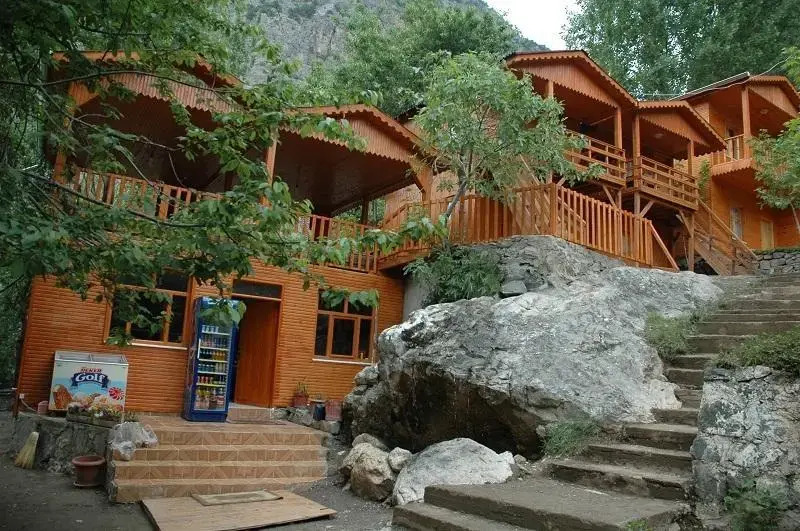Buyukcakir: Kapuzbasi Selale Motel
