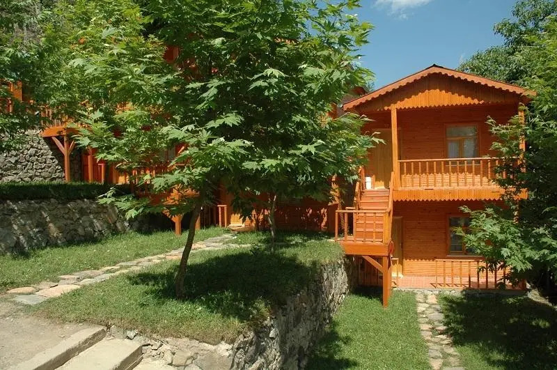 Buyukcakir: Kapuzbasi Selale Motel