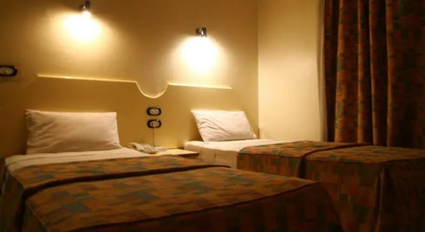 Луксор: Little Garden Hotel