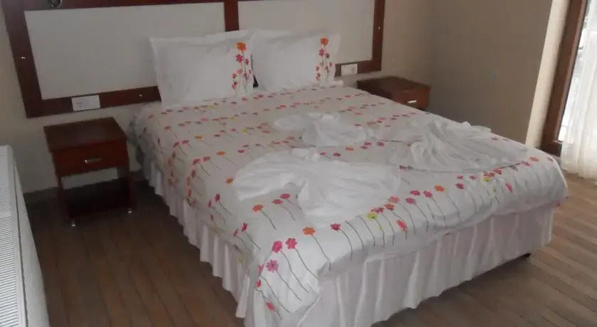 Сайл: Eftalya Hotel