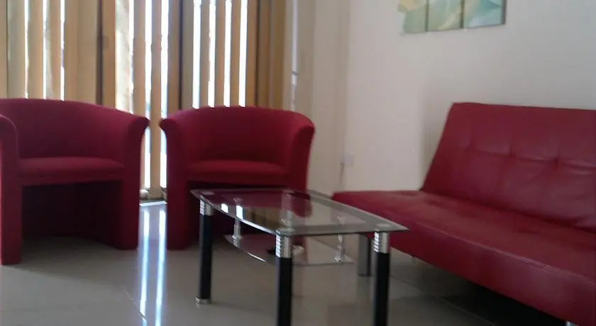 Хирокития: Gemstone Village A1 Maisonette