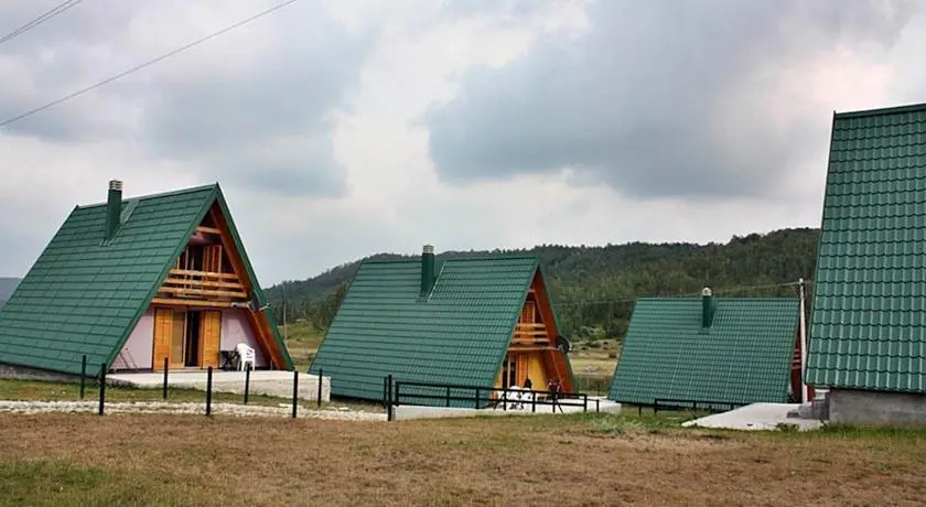 Жабляк: Laušević Chalets