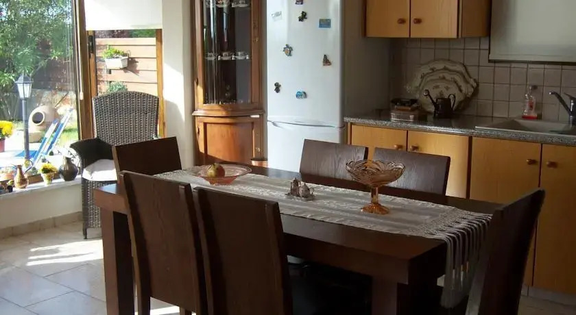 Киссонерга: Angelas Villas