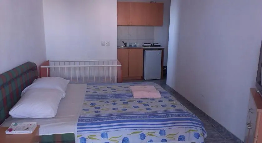 Ульцинь: Apartments Luka