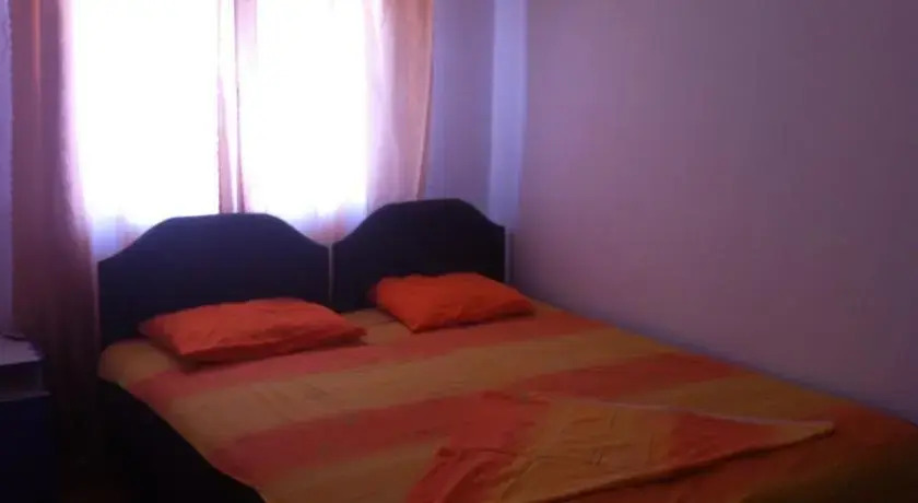 Ульцинь: Apartments Liri and Loni