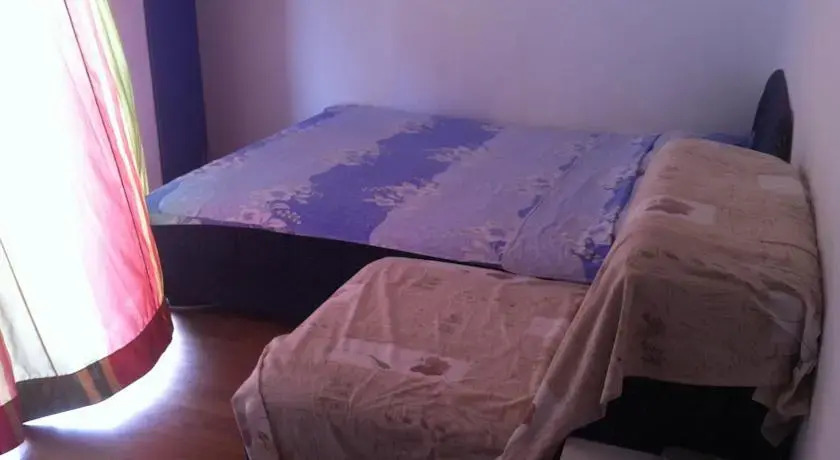 Ульцинь: Apartments Liri and Loni