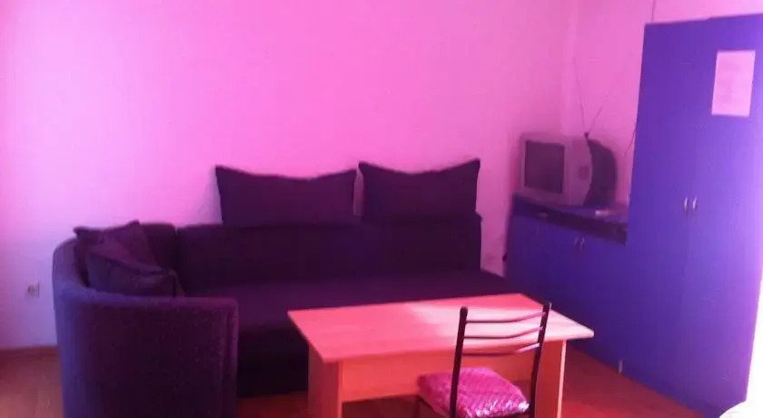 Ульцинь: Apartments Liri and Loni