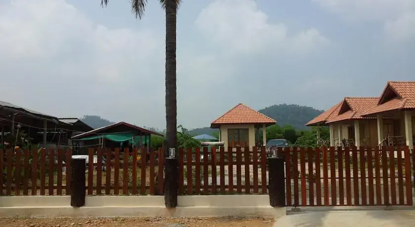 Huean Berng Nam Khong Resort — фото 4