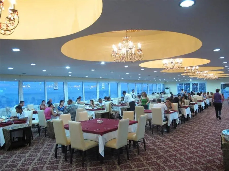 Караташ: Oykum Hotel