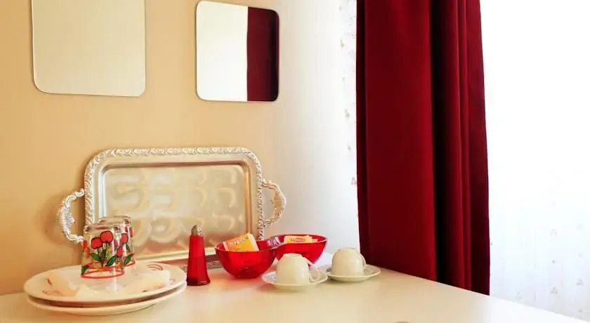 Измир: Zena House Balcova