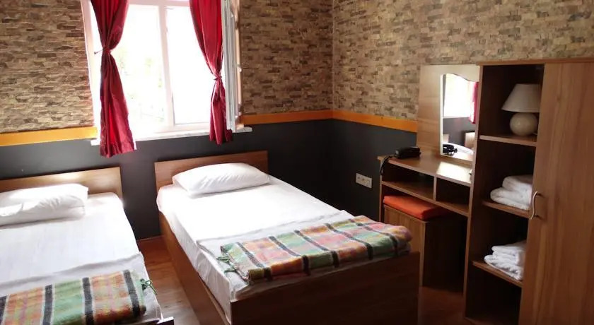 Керпе: Danube Surf House and Academy