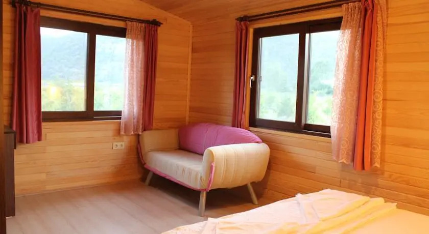 Чиралы: Beyaz Nar Holiday Houses