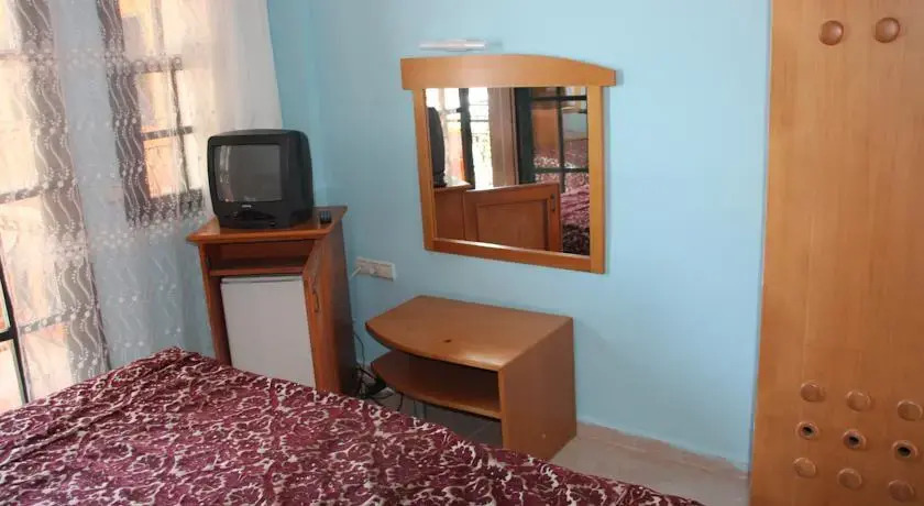Текирова: Yalta Pension