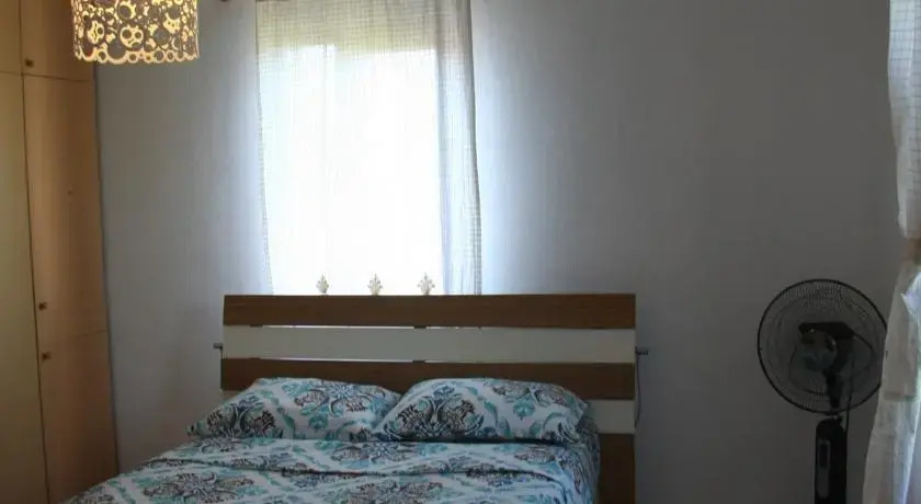 Зейтинликой: Beyaz Ev Gokceada
