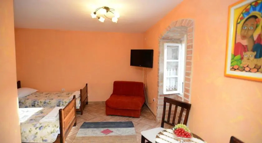 Доброта: Apartman na Pjaci od muzeja
