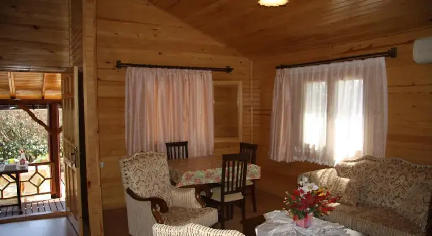Кумлуджа: Ferienhaus Dilek
